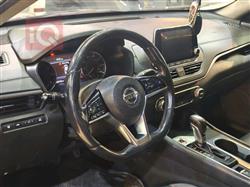 نيسان ألتيما